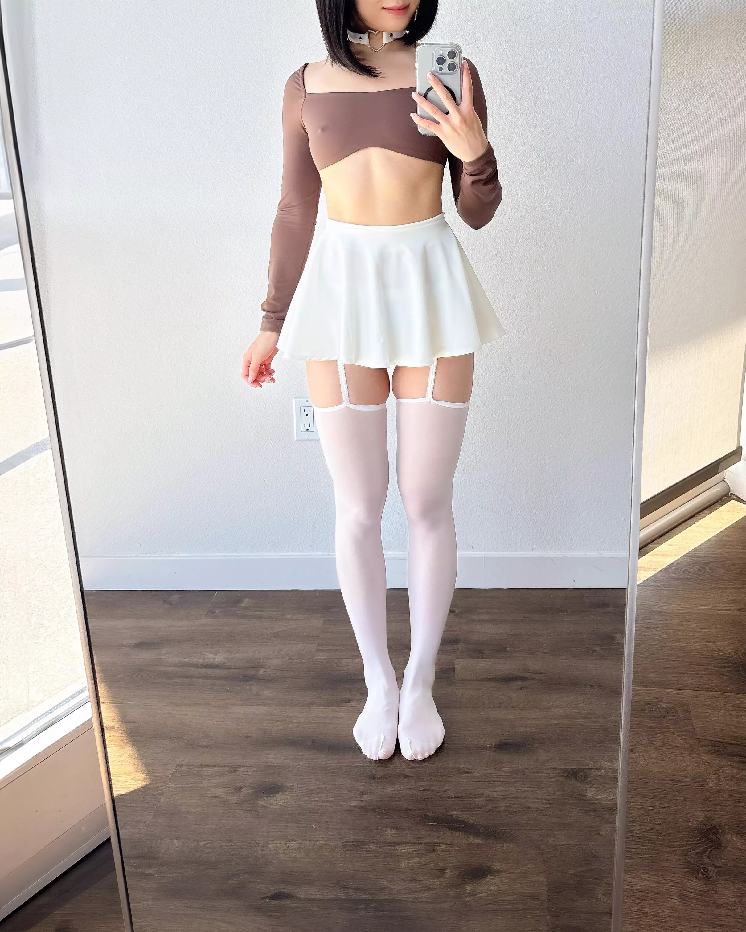 Feeling cute in this outfit (f)