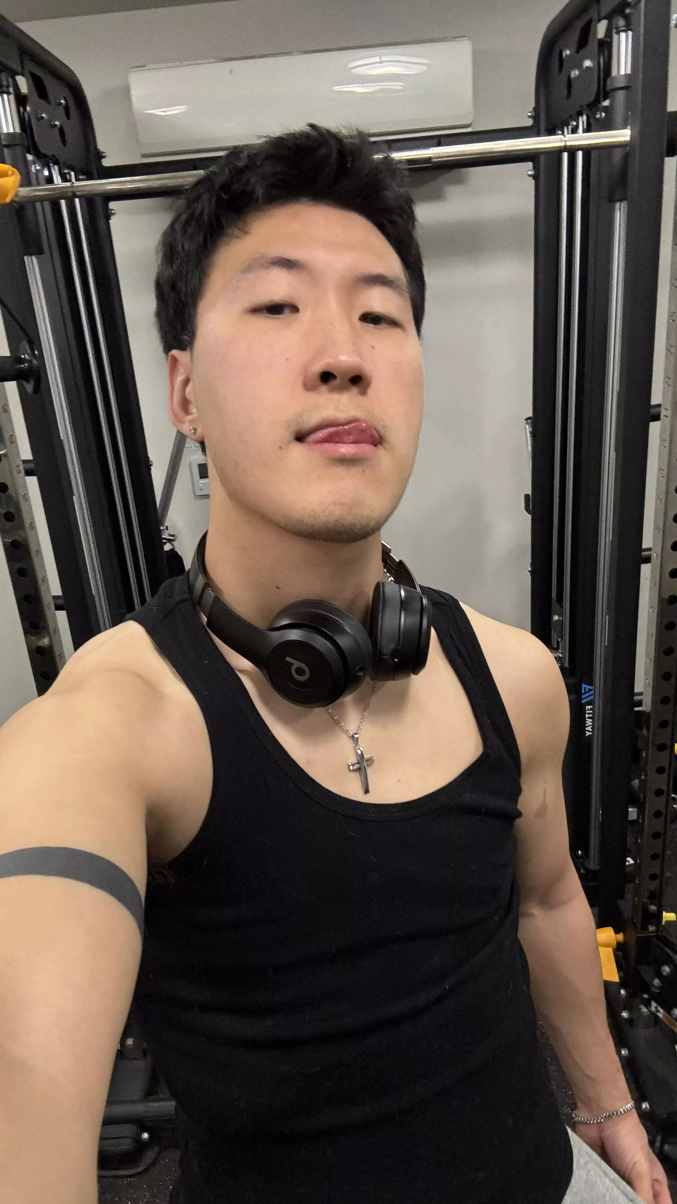 Korean guy here 😋