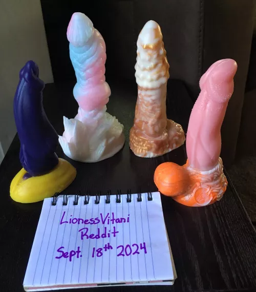 WTS: 4 toys Some of my ALL TIME FAVES! Mini Ky'el, Sm. Crash, Med. Kesh, Med. Qarl