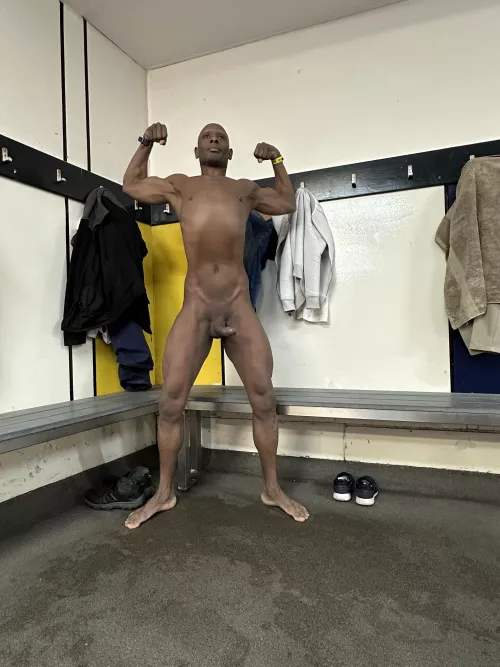 [47] FRIDAY SWIM DONE. 