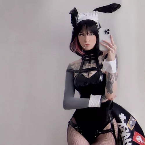 bunny ellen by Lunara_Fawn 🦈