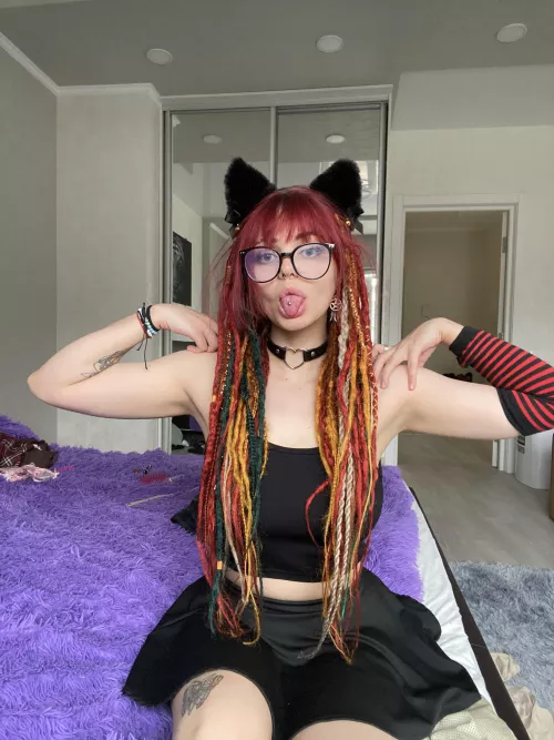 Domesticate this cat girl or keep me wild