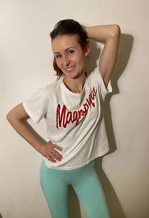 It's impossible not to like this color.