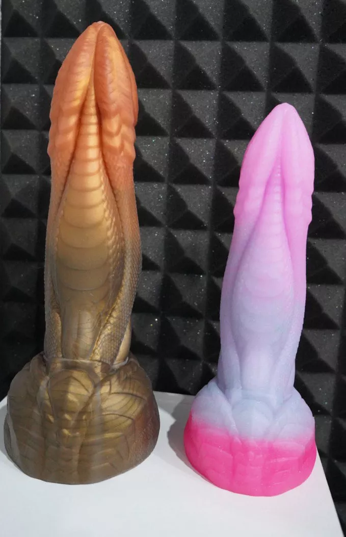 Medium and Large orochi :3