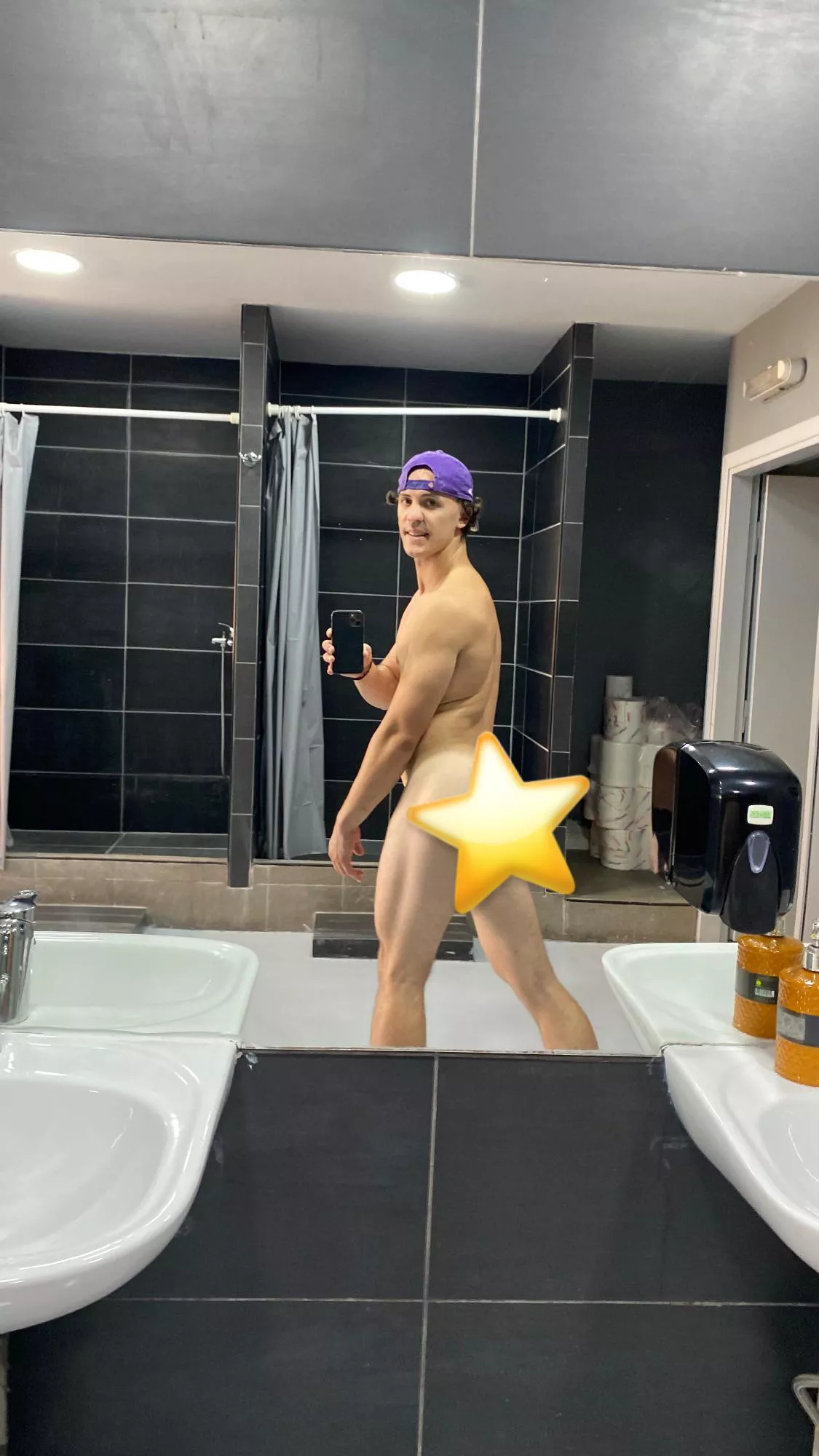 There is someone who can Iron me 🍆🥵🥵🥵🥵🥵🥵🥵