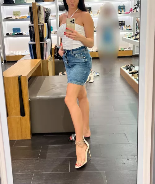 Sexy heels are my passion (f)