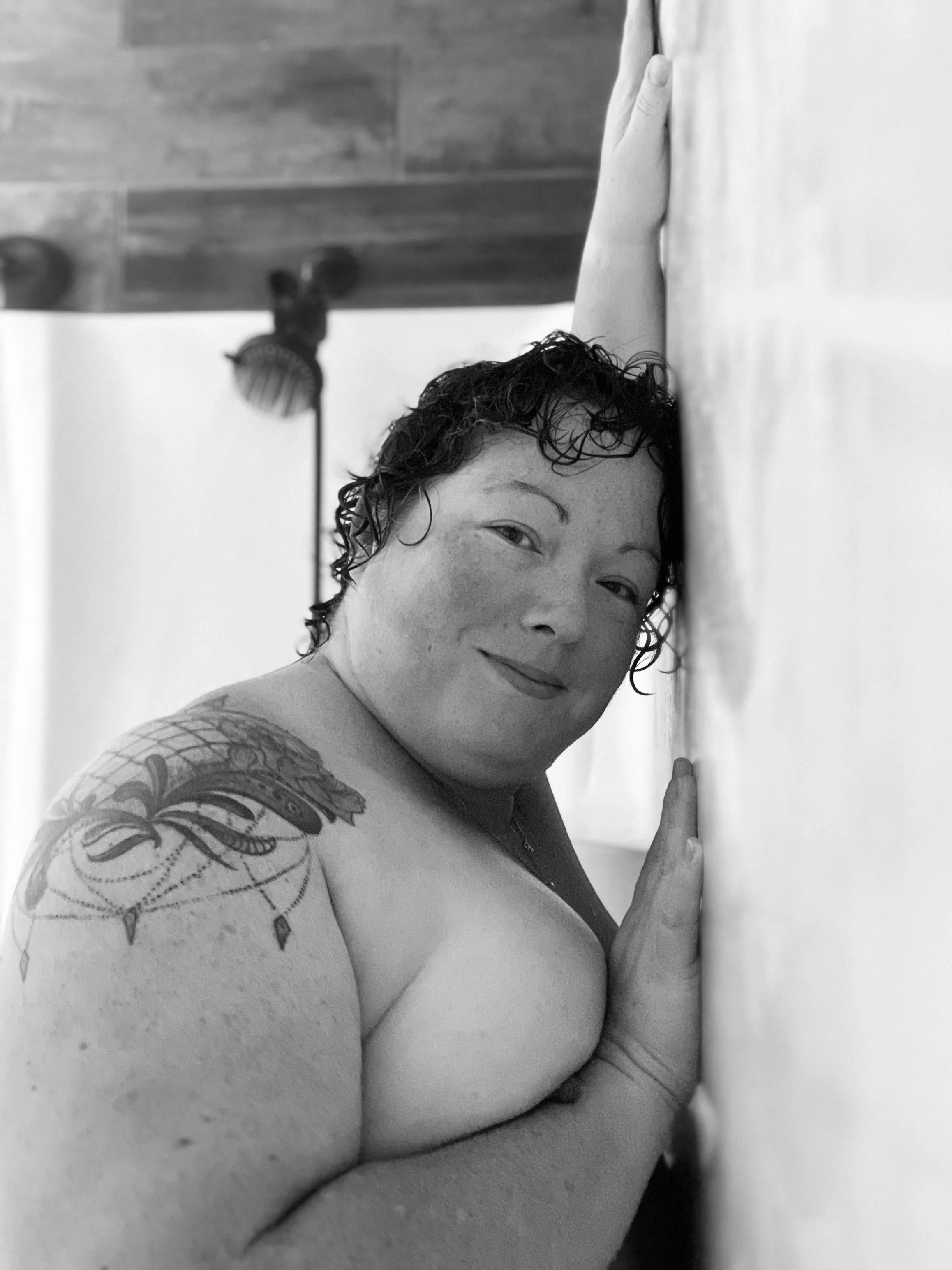 Wanna fuck me in the shower