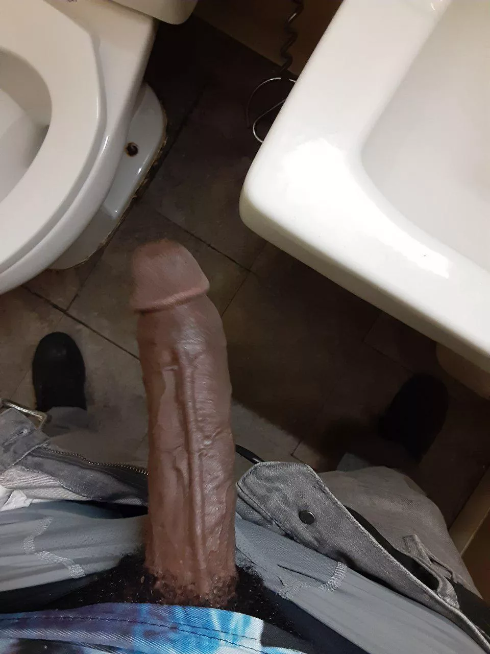 Who wants to get arrested 😏