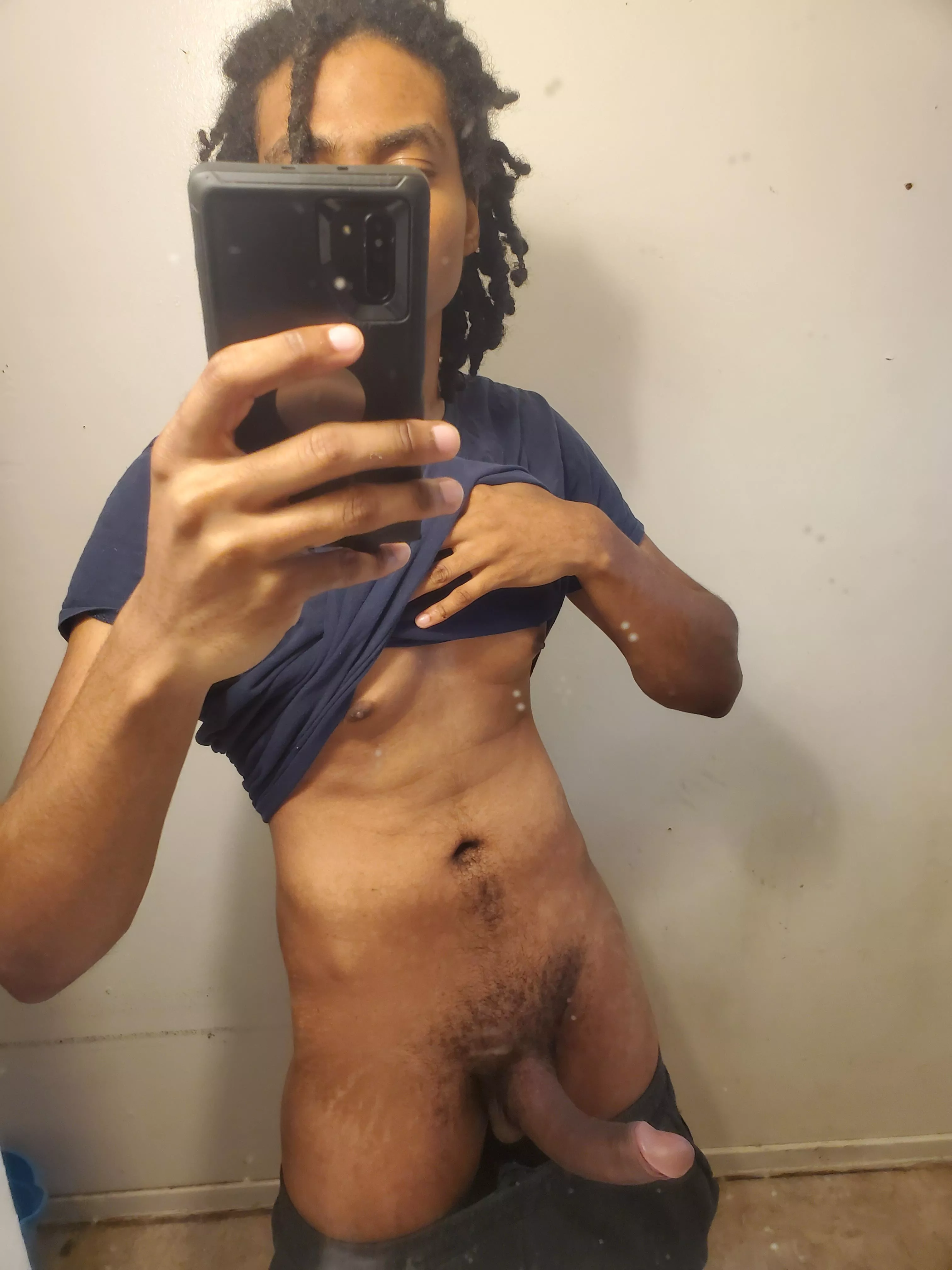 Would u lemme leave a hickie? 