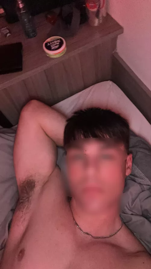 19 years old🤷 sniff them