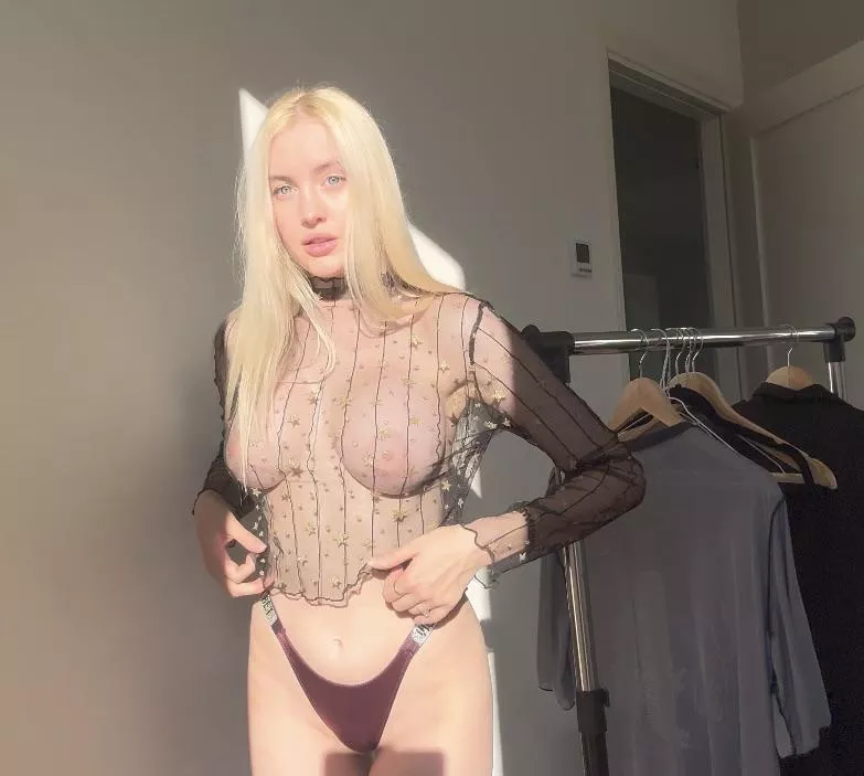 i prepared a hot outfit for Friday night 