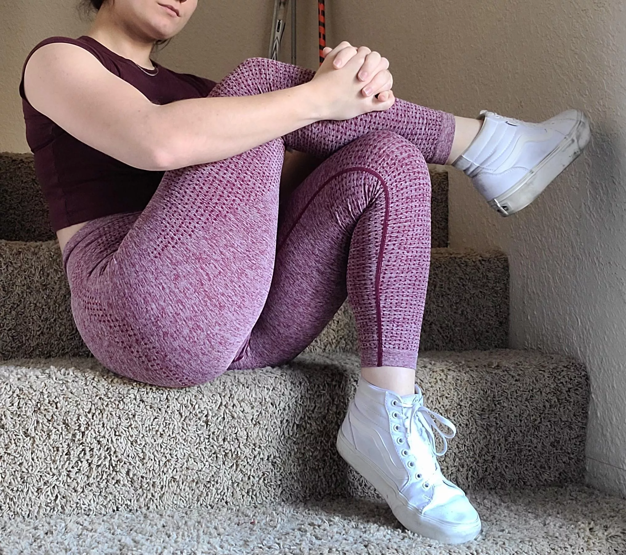 Pink leggings and white vans