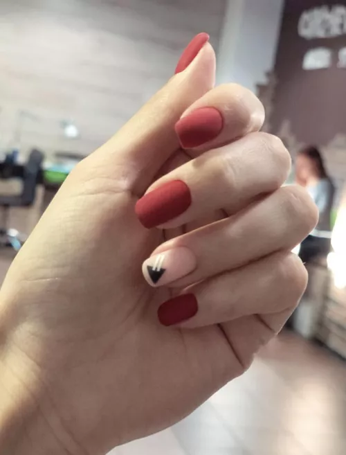 This manicure will look good on your body 