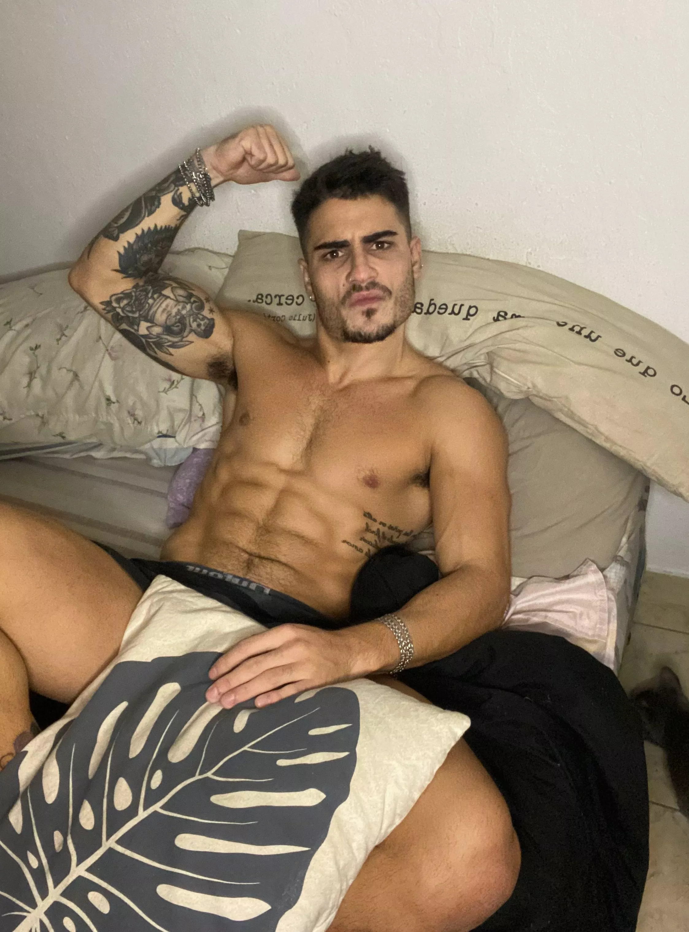 Want to eat my beefcake?