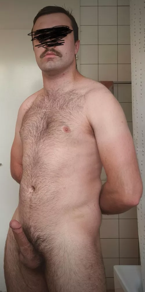 who wants to get pinned against the wall by me?