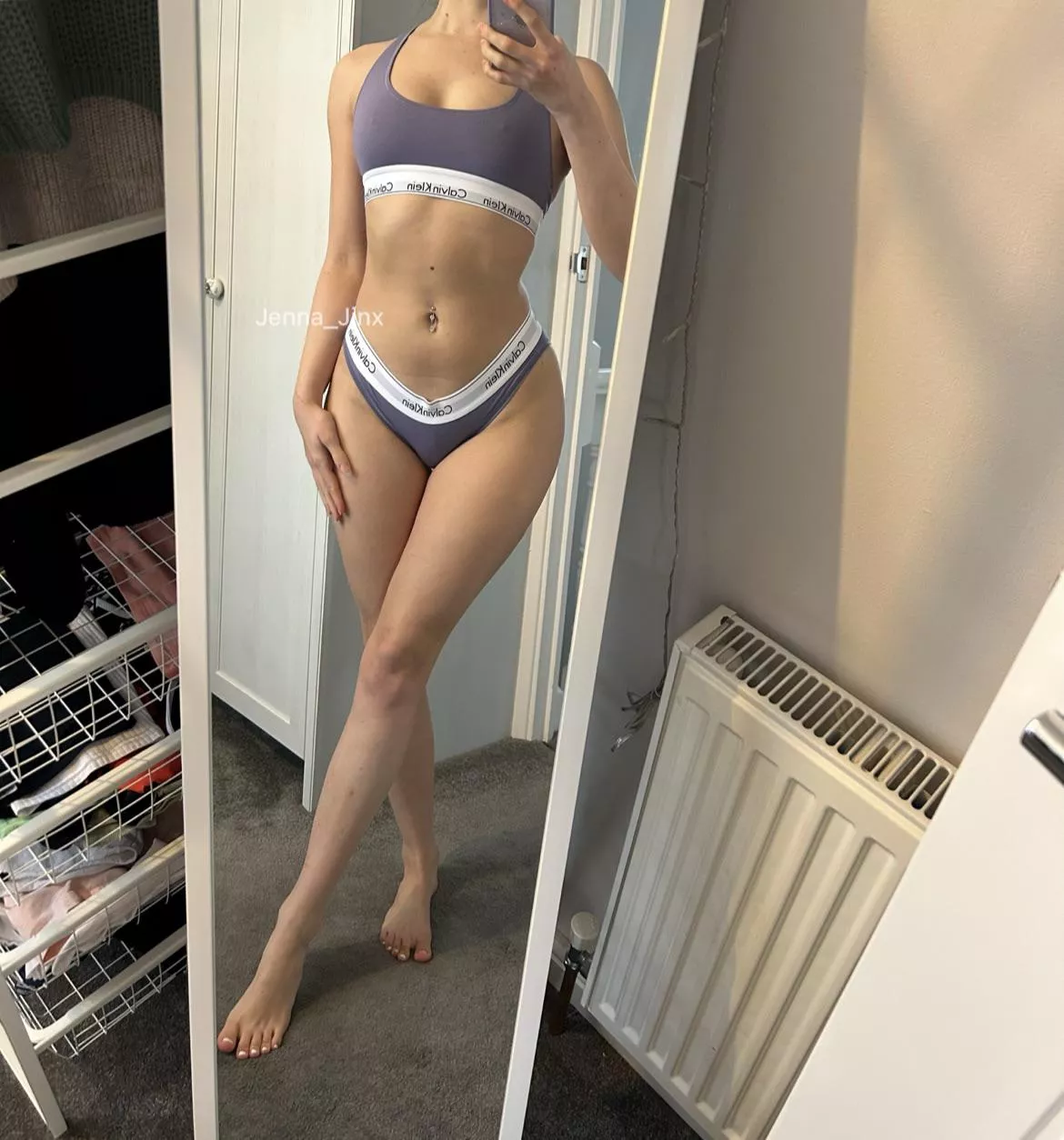 Breed a petite little hottie like me OC