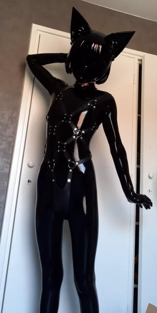 Does this pose work for you?