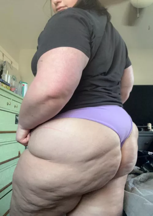 How long would you last with this on your lap? 😉💋