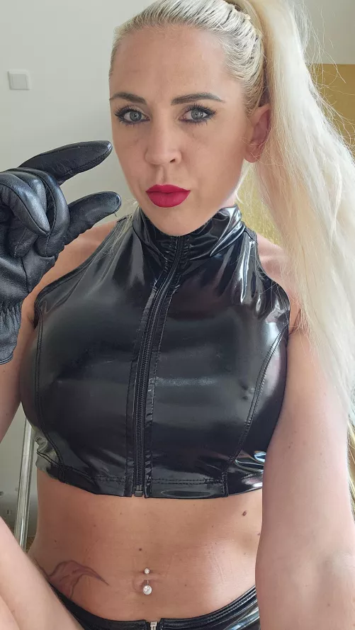 I looked at you and immediately knew what you were packing, disappointing and laughable.