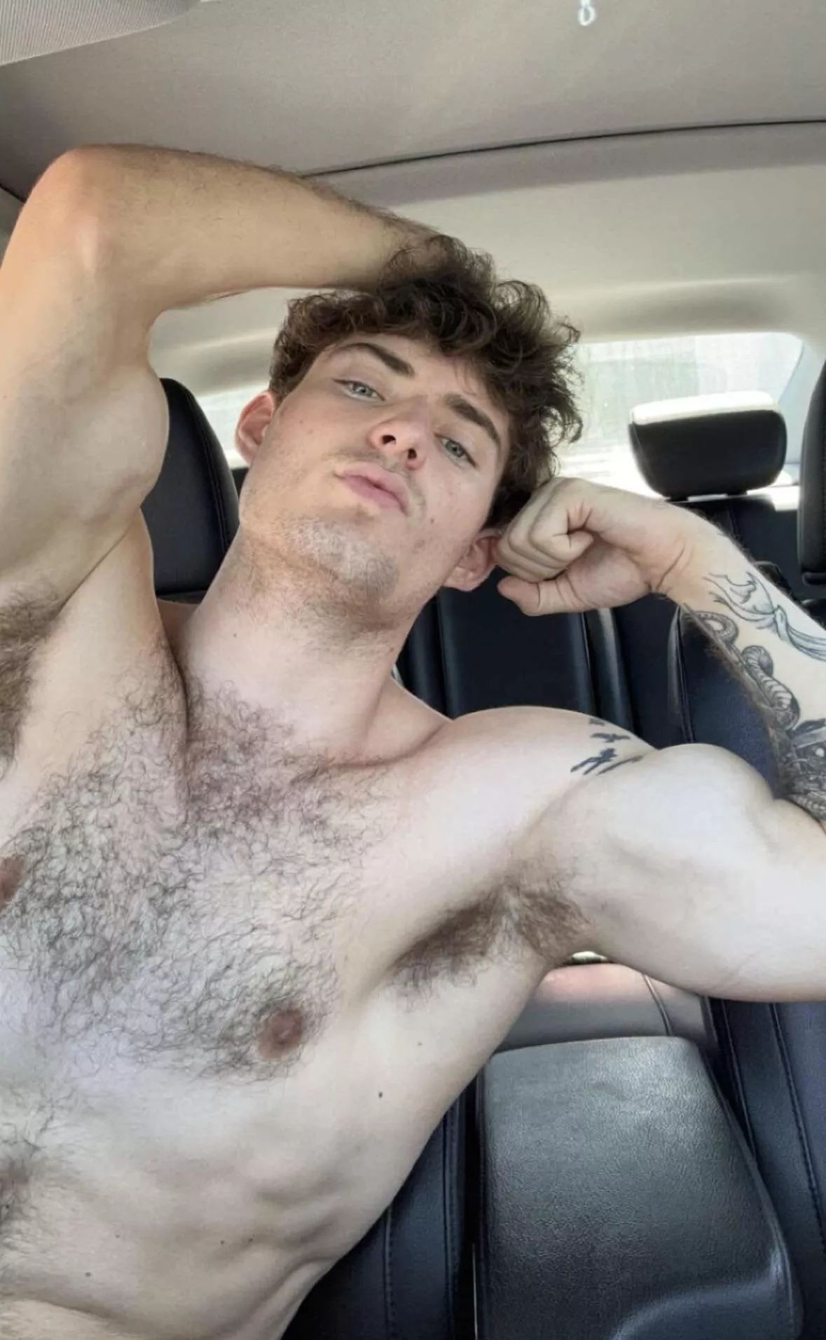 If only you had smell-o-vision…write down how you think the musk smells in heat