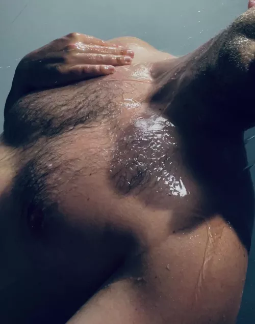 Kiss me quick? Kiss me slow? 💋 