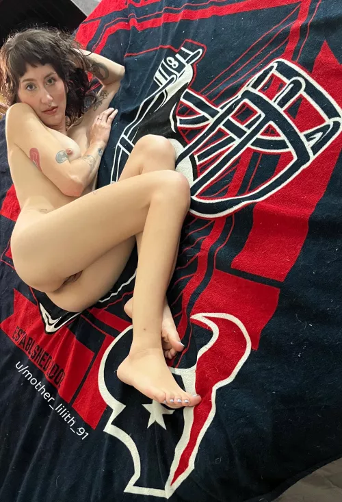 Let’s go for another win! This is my game day ritual now. GOOO TEXANS! 