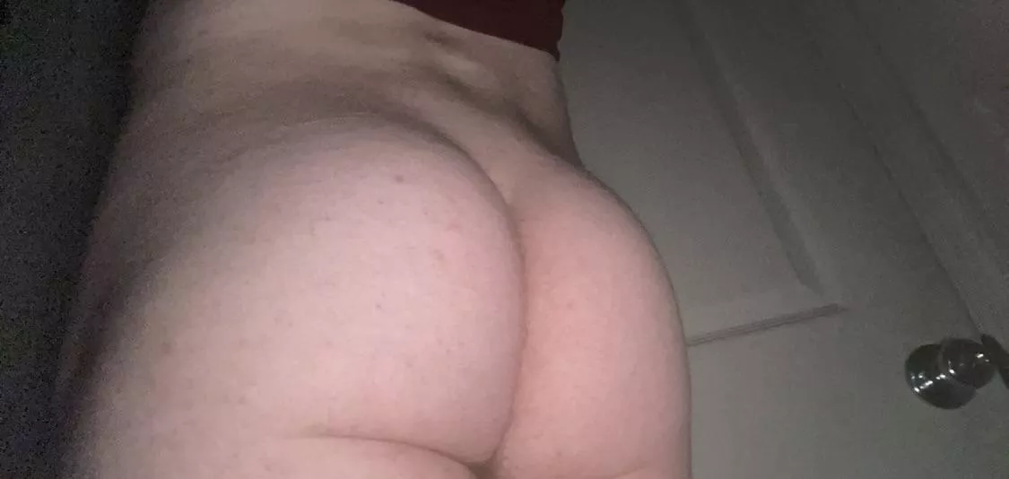 Need some bbc 🤤 hmu