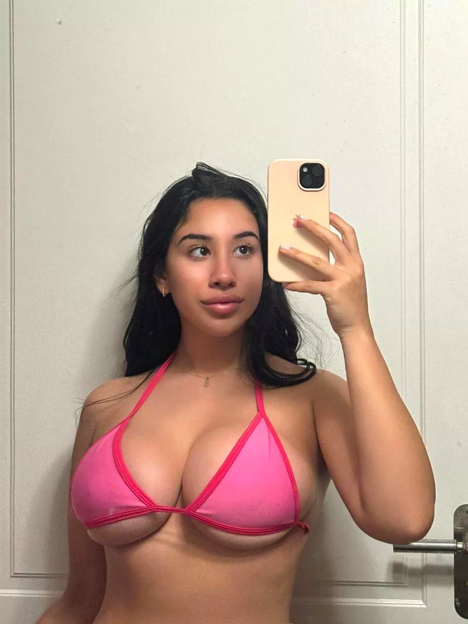 share with me what would be your reaction if you caught a burglar in your house and she looked like this?