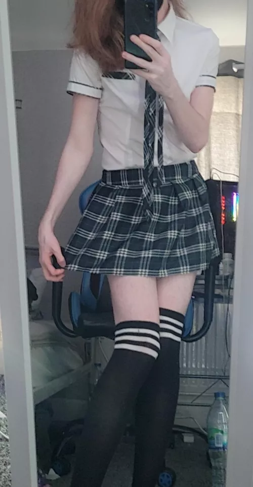 Skirt is cute right? 😍