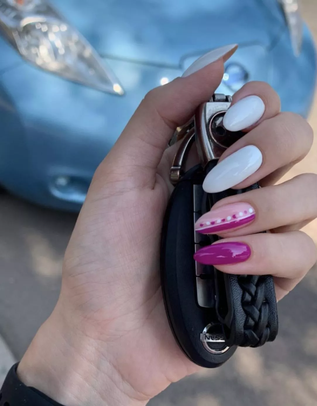 Those claws are gonna leave a few marks on your back