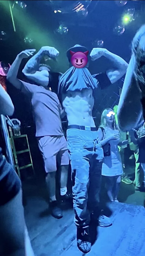 [23] Forgot my belt, but forgot to take off my military uniform before hitting the dance floor 😈😈😊