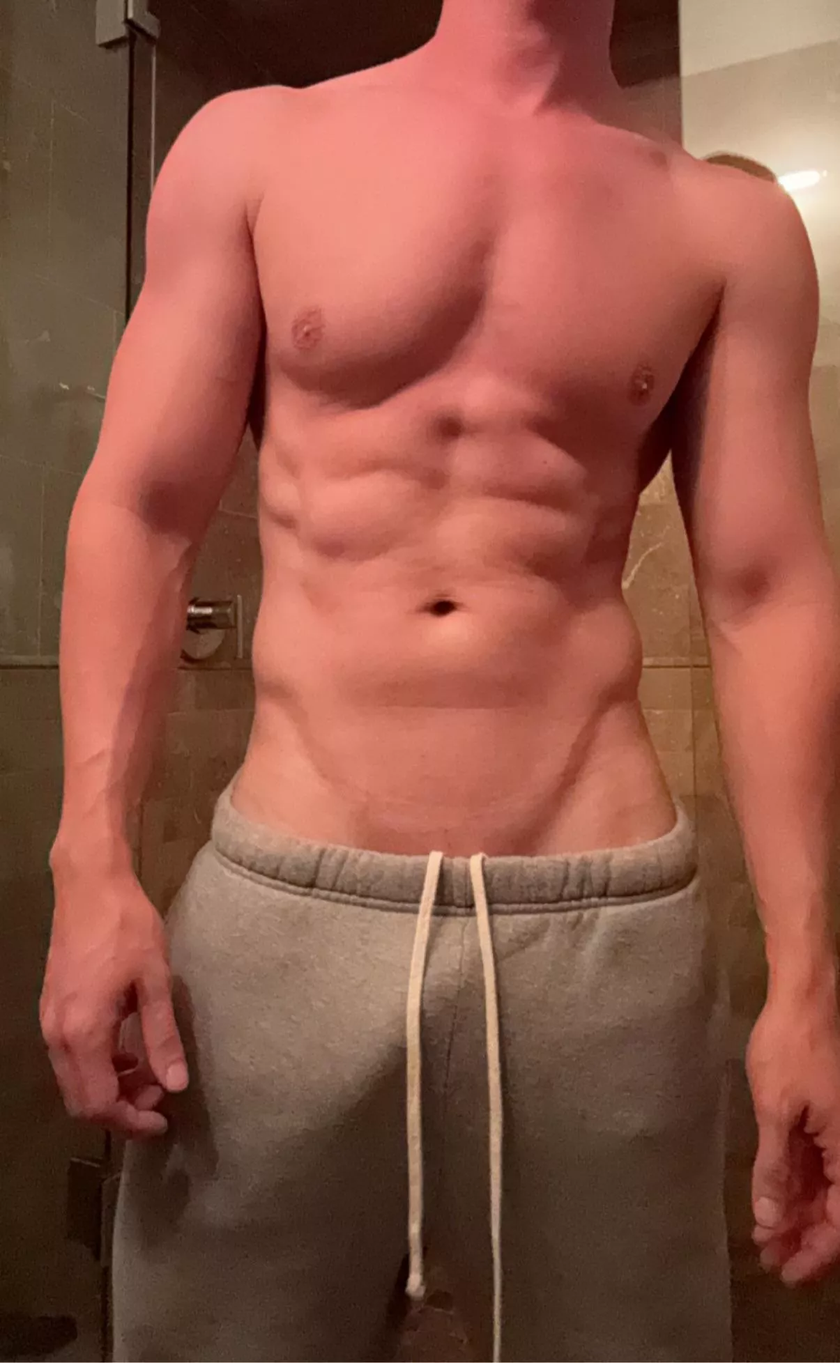 [28] no pump, but woke up feeling jacked! Wanted to show some bros. 