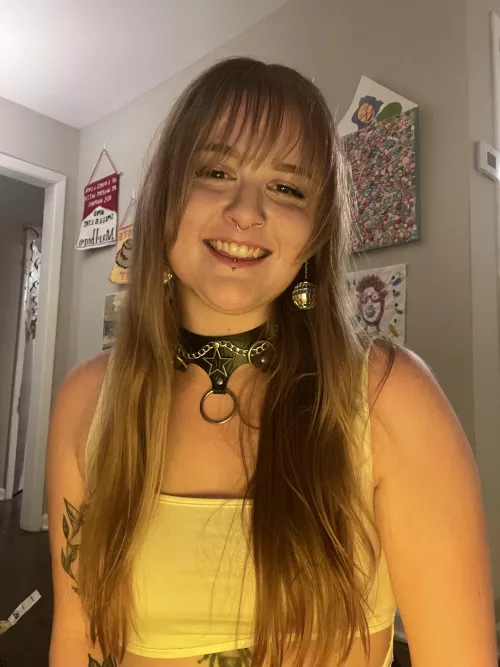 a stranger complimented my collar today and it felt soooo good 🥰