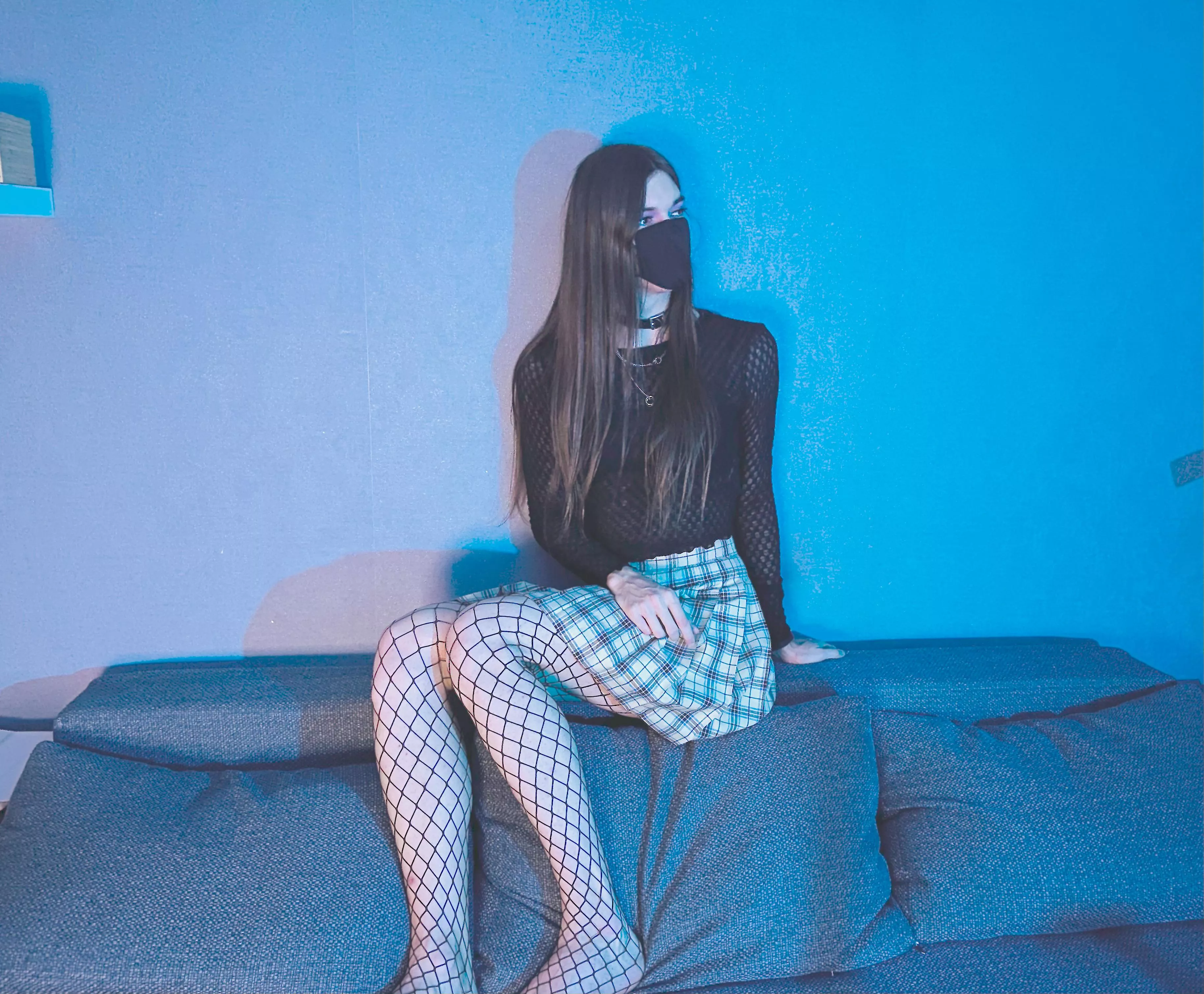 Brought some fishnets for you :3