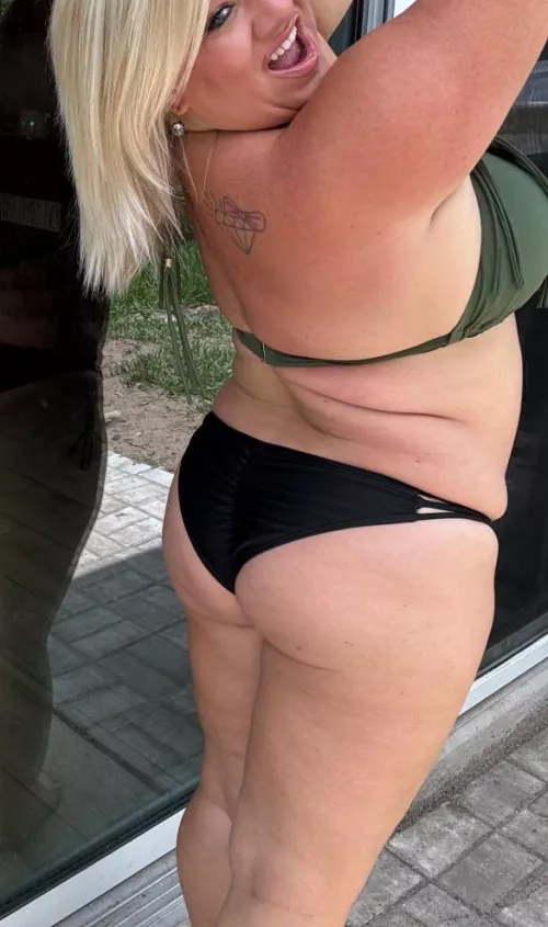 Do you prefer wearing panties or not?