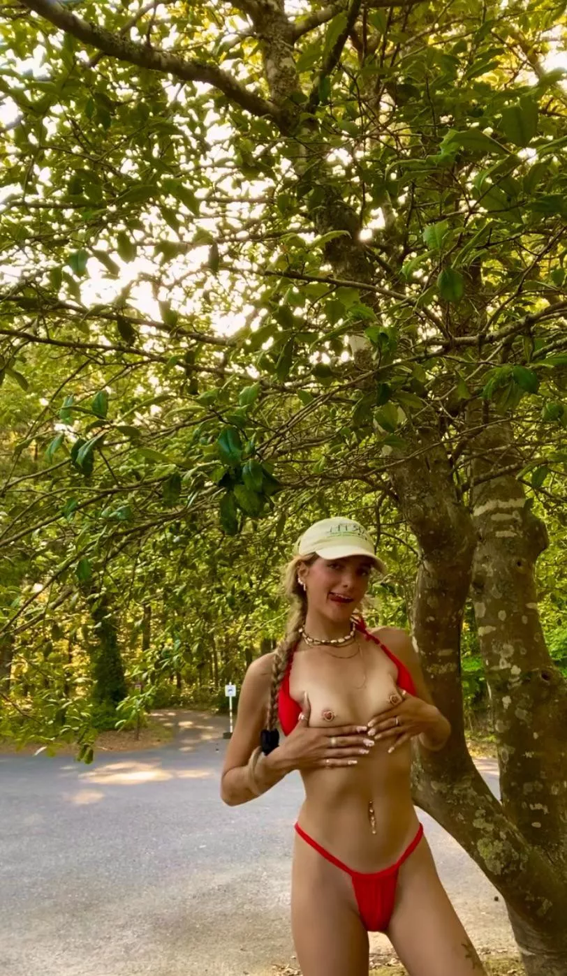 i hope seeing my tiny body makes you smile 