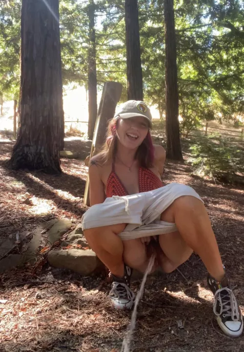 I’ve been wanting to pee on a stranger for a while now, my pee deserves to be a shower! 😈💦