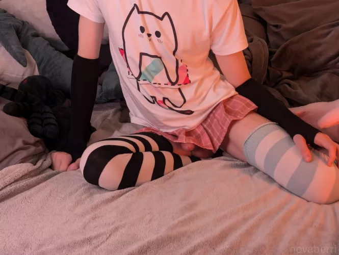 My new skirt might be a bit too short... Should I get another one? >///<