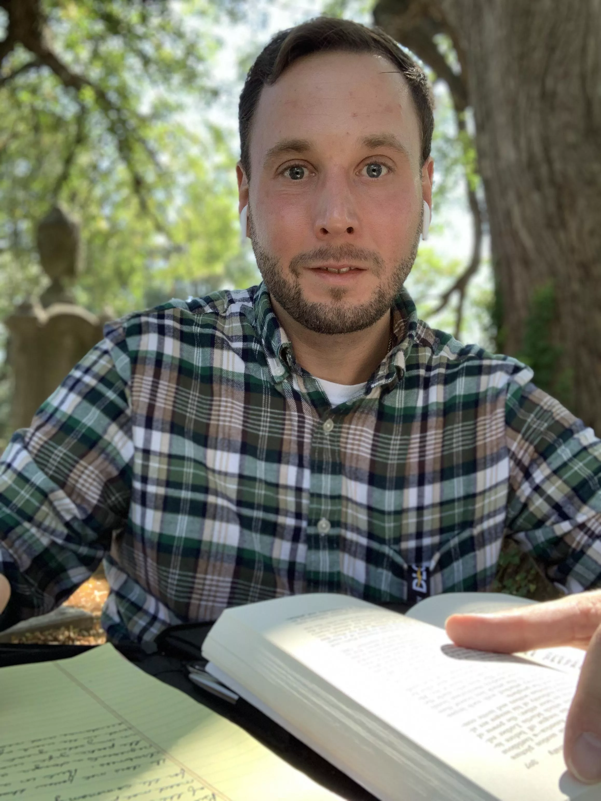 Nerding out in the park, taking notes on philosophy 🤓