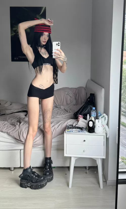 Tall gals are more fun [F]