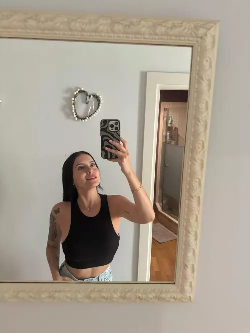 What grade would you give this croptop?