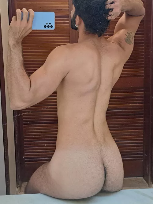 Would u grab me hard? 🥵