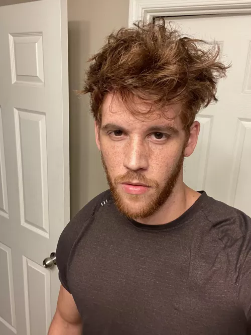 [28] @cbonewhite masc dudes hmu