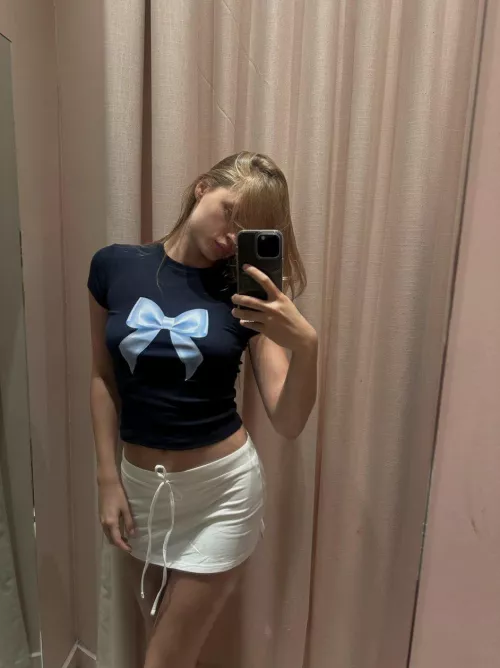 Casual look to go and get a coffee!