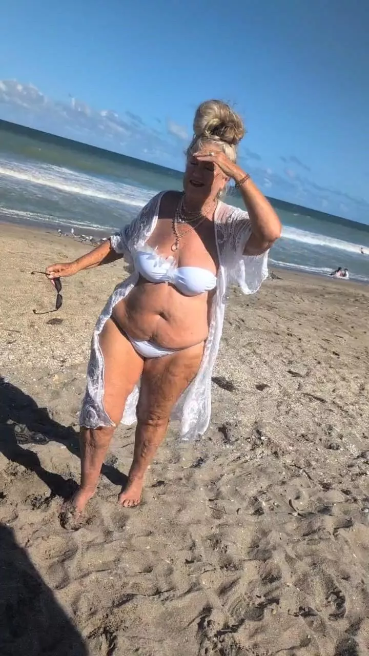 Granny beach break