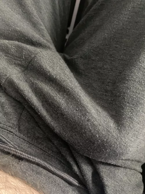 Grey sweatpants season!