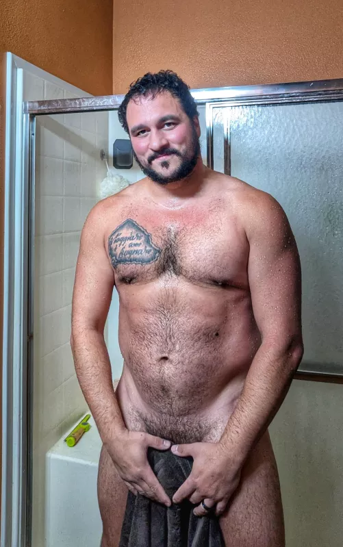 Haven't hit the gym in a while, so not feeling very bear-y lately. Hopefully I can get back on the wagon soon and keep smiling in the meantime!