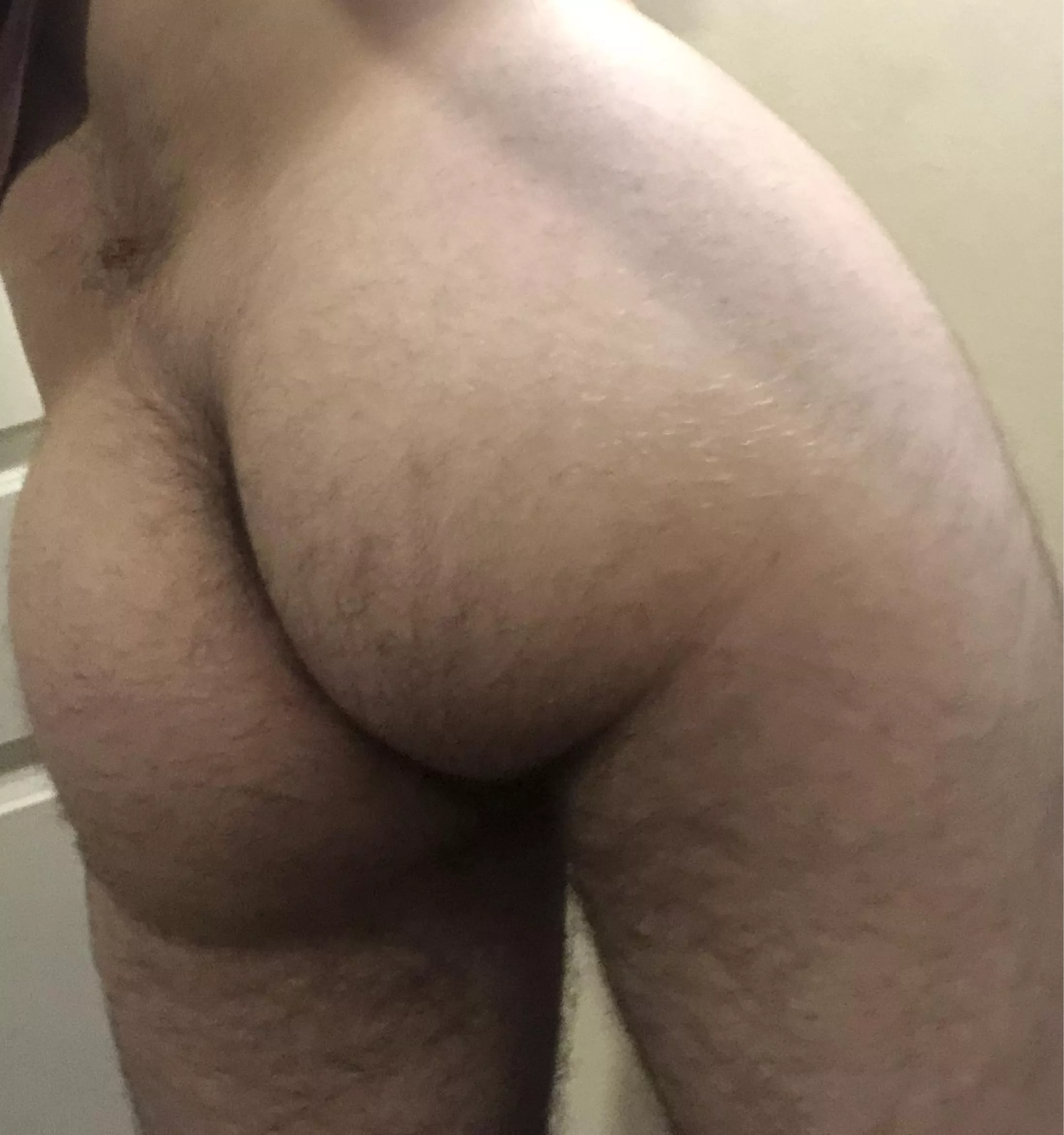 heard the people like a young hairy ass ;)