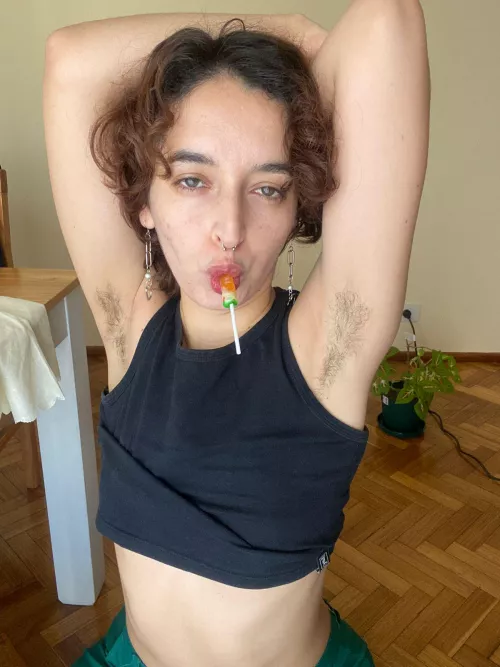 Hope my armpits don’t frighten you	