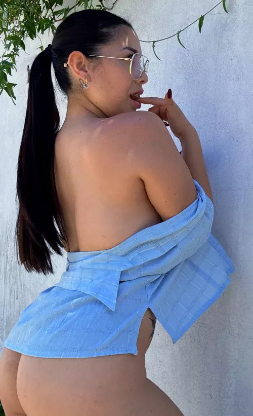 I am feeling so pretty with my pony tail